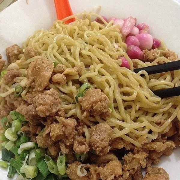 Bakmi aloi bandung