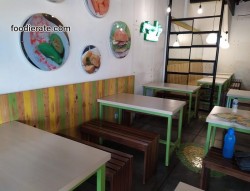 Lokasi Restoran Kedai Es Pisang Ijo Pemuda di Tanjung Duren