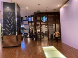 Lokasi Starbucks Coffee di Pacific Place Mall