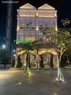 Notch PIK Icon Pantai Indah Kapuk (PIK)