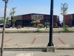 Republik Seafood Pantai Indah Kapuk (PIK)