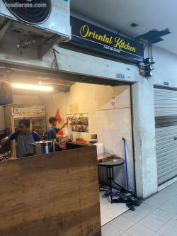 Oriental Kitchen Apartemen Green Bay Muara Karang