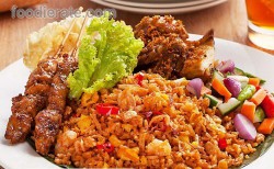 Nasi Goreng Spesial Munik