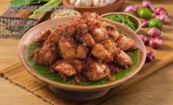 Ayam Goreng Lengkuas