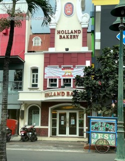Holland Bakery Ruko Taman Semanan Indah Cengkareng