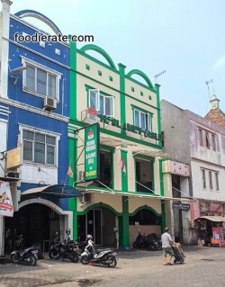 Lokasi Rumah Makan Bebek Goreng H. Slamet di Jababeka Cikarang