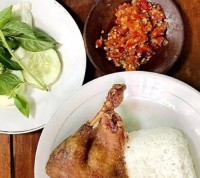 Bebek Goreng H. Slamet Makasar