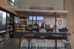 Suasana Restoran Anomali Coffee