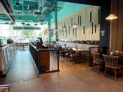 Lokasi Pizza Marzano di Living World