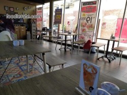 Interior Rice Bowl di Cibubur Junction