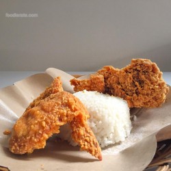 Paha Bawah, Paha Atas, Dada, Nasi Putih, Sambal Matah, Nasi + Sayap + Paha Bawah, Nasi + Sayap + Paha Atas, Nasi + Sayap + Dada, Air Mineral Gelas, Air Mineral Botol