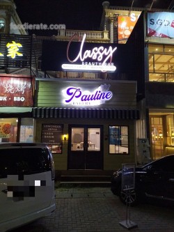 Lokasi Pauline Bakery di Ruko Crown Golf