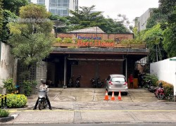 Penny Lane Beer House Menteng
