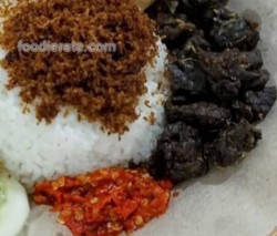 Nasi Paru Jumbo + Extra Sambal + Serundeng Nasi Kulit Syuurga