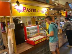 Pastel Grees Petak Enam Glodok
