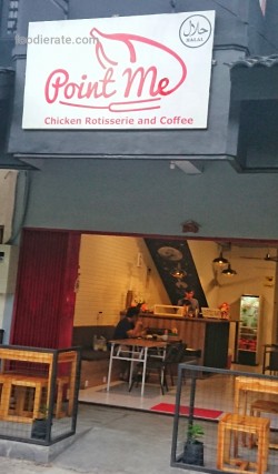 Ayam guling, chicken rotisserie, steak, pasta, coffee, aglio olio, spaghetty bolognais, chicken steak, beef steak, indomie goreng, indomie rebus, singkong stick.