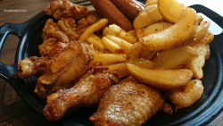 Ayam guling, chicken rotisserie, steak, pasta, coffee, aglio olio, spaghetty bolognais, chicken steak, beef steak, indomie goreng, indomie rebus, singkong stick.