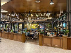 Lokasi Amyrea Art & Kitchen di Mall of Indonesia (MOI)