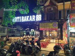 Lokasi Roti Bakar 88 di Taman Palem