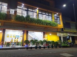 Ayam Goreng Karawaci Circle West Cengkareng