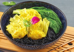 Mie Hitam Udang Wanton