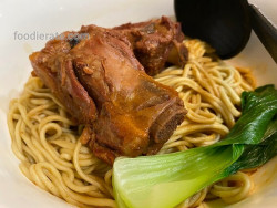 La Mian dengan Paikut Babi Lamian Palace